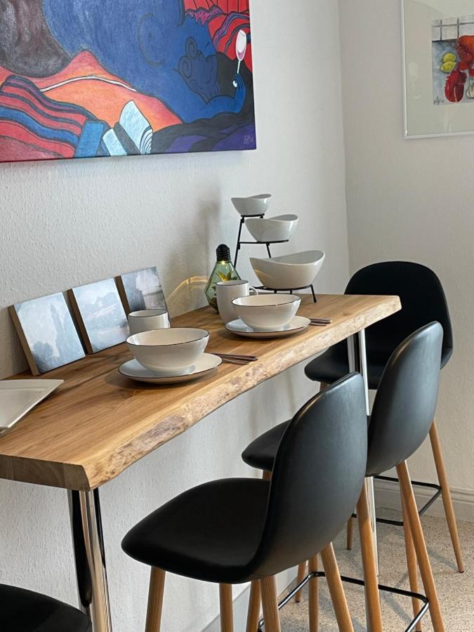 Schoene Grosse 4 Zimmer-Altbauwohnung Kiel Eksteriør billede